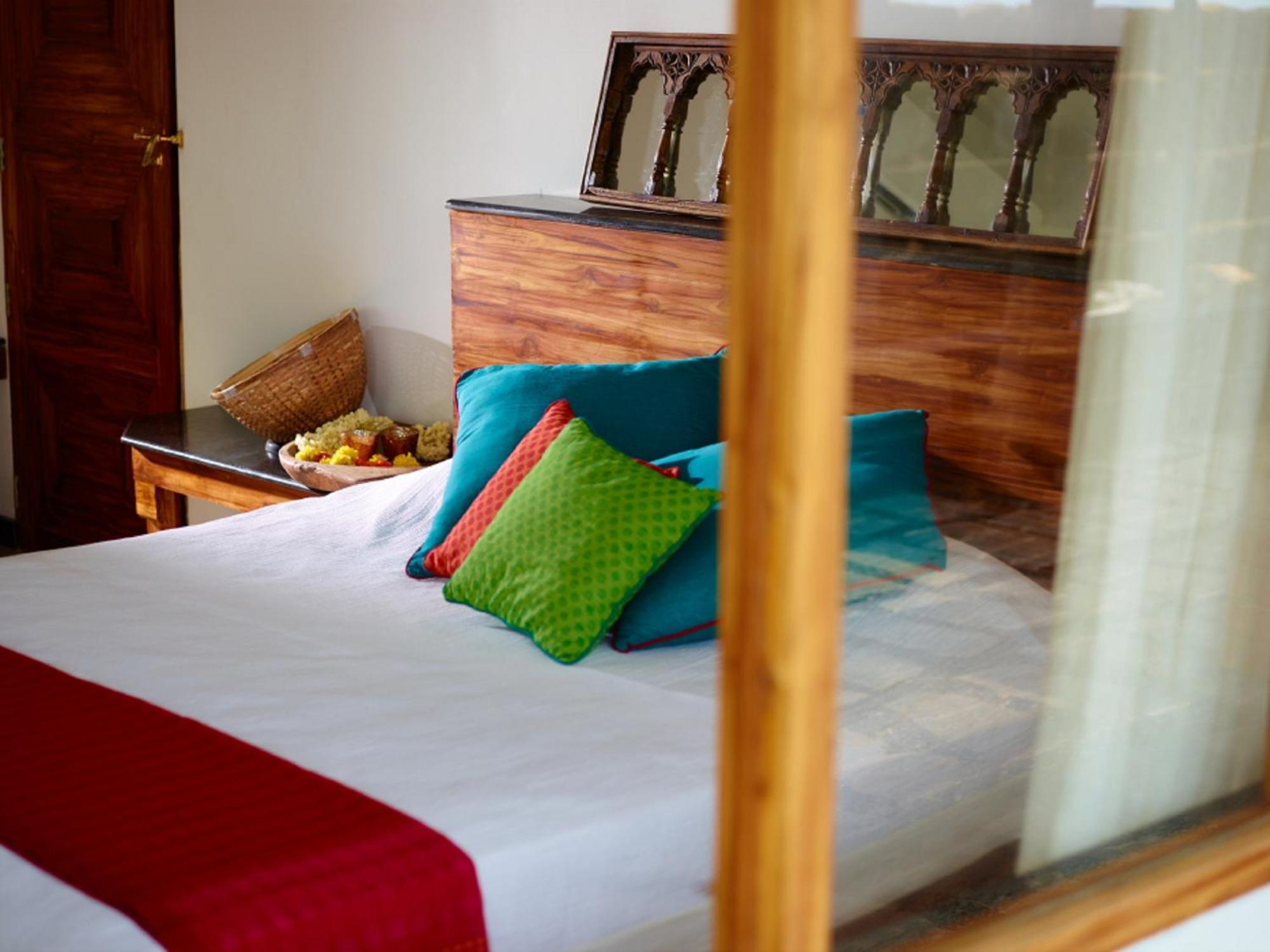 36 Palms Boutique Retreat Hotel Cseráj-part Kültér fotó