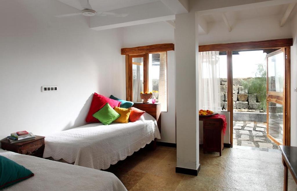 36 Palms Boutique Retreat Hotel Cseráj-part Kültér fotó