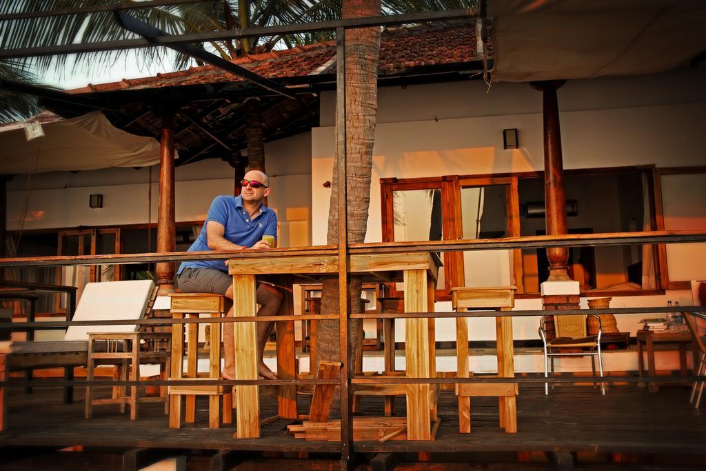 36 Palms Boutique Retreat Hotel Cseráj-part Kültér fotó