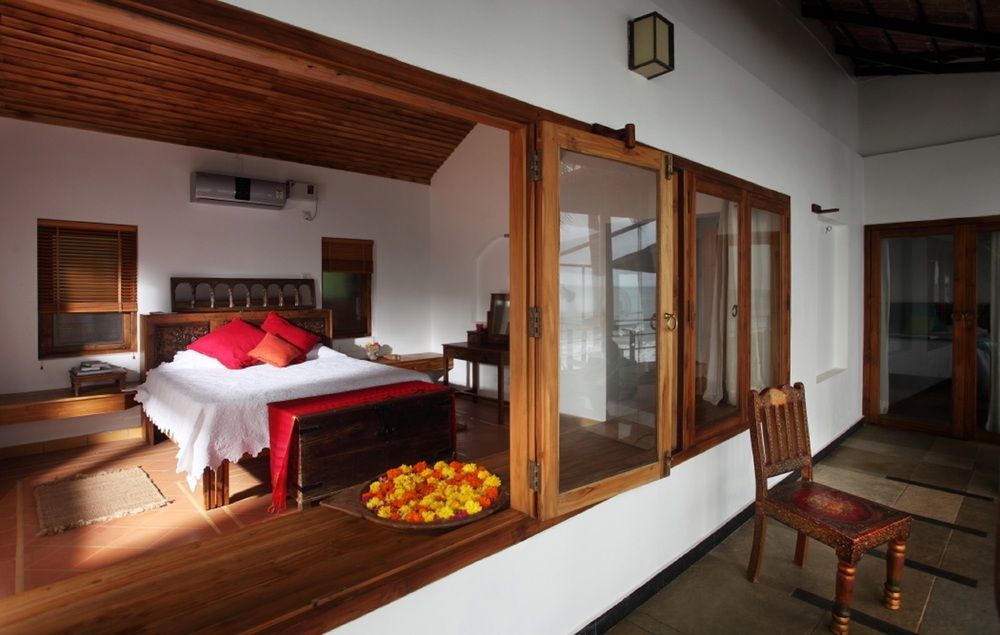 36 Palms Boutique Retreat Hotel Cseráj-part Kültér fotó